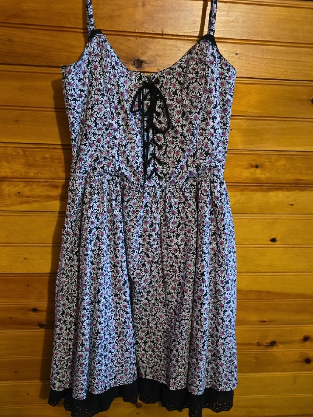 Betsey Johnson Black Daisy Print Dress with Pink Accents - Picture 1 of 14